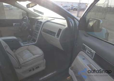 2010 Lincoln Mkx z USA, uszkodzony, nr VIN 2LMDJ6JC9ABJ16730